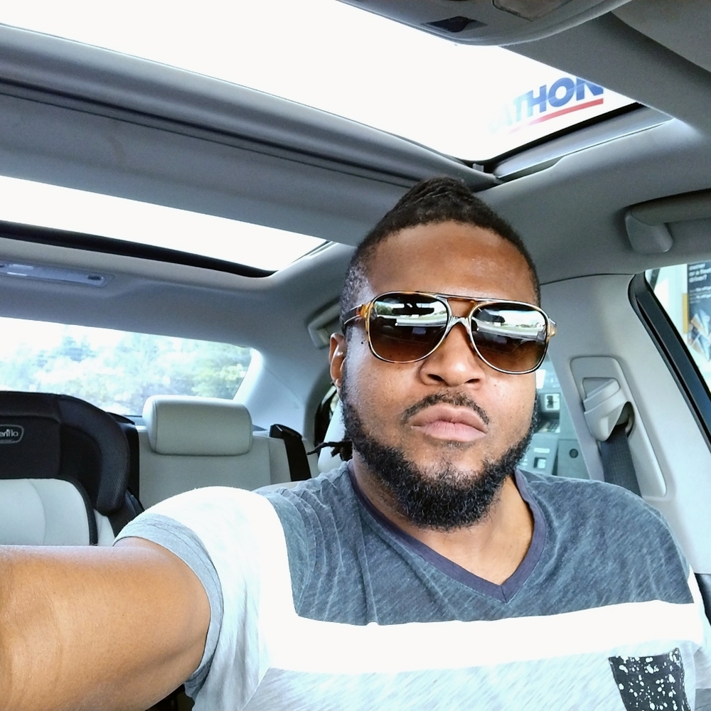 Meet your Posher, Chuck